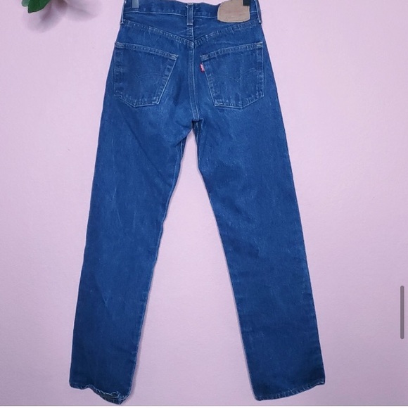 Vintage Levi's 501 High Rise Tapered Jeans - Picture 11 of 15
